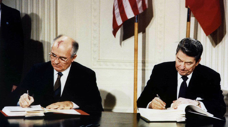 Reagan-and-Mikhail-Gorbachev